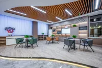 Aifeel Hotel (Yangquan Beishan Park Binhe New World Commercial Plaza) - Evcil Hayvan Kabul Edilen Alan