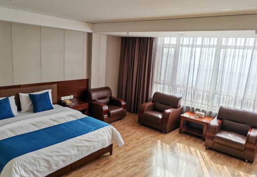 시커라이 호스텔 조식 공간