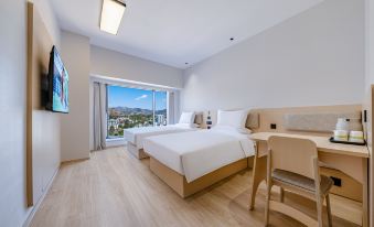 Hi Inn (Panzhihua South Railway Station)