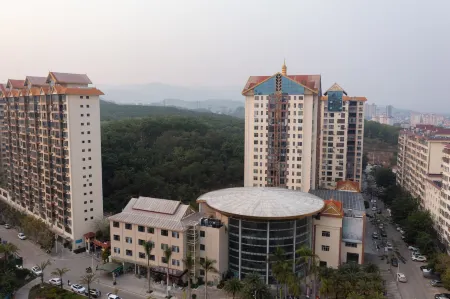 Mengla Yuehe Hotel