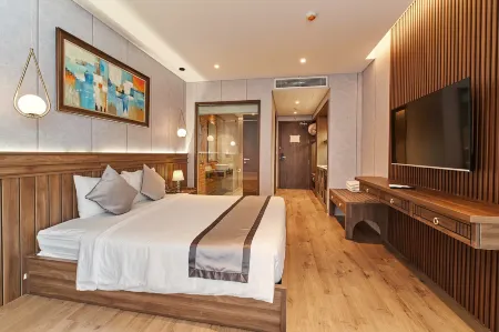 APEC MANDALA CHAM BAY by R-12a26 Отели рядом с достопримечательностью «Linh Long Tu Temple»