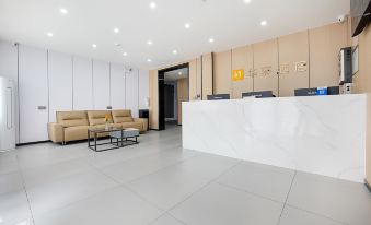 Rujia Huayi Selected Hotel (Luoyang Railway Station Chundu Road Branch)