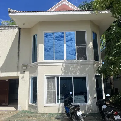Hawaii Lounge 鄰近莫普奇雷海灘的酒店