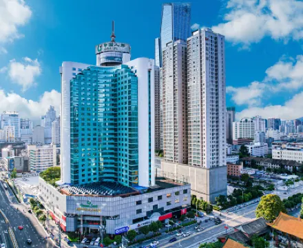 Kunming Green Land Hotel Hotels near Kunming City Museum