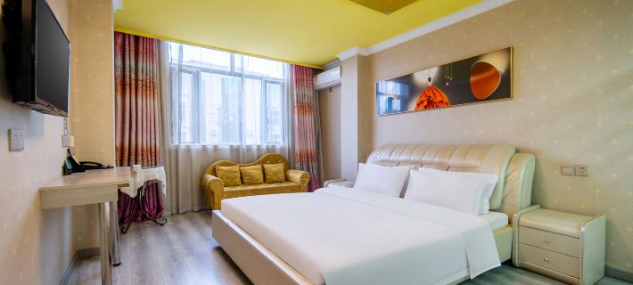 Yuchun Chengshi Century Hotel Hotels in Qichun