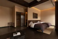 Seventeen Hotel . Meili - balcony