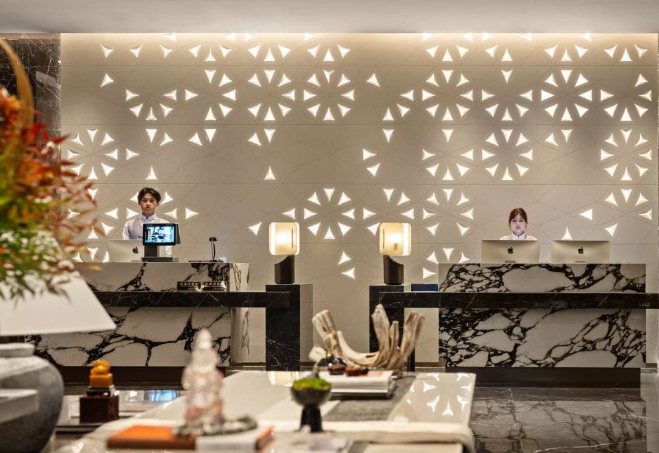 상하이 홍차오 헤이탕 호텔