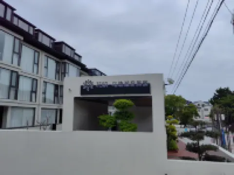 Floral Hotel · Whispering Tides of Wutang (Xiaowushitang Branch) Hotels in Zhoushan