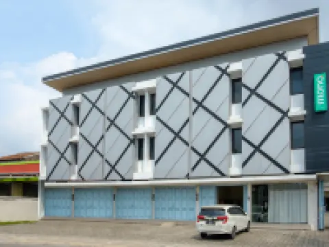 Mono Coliving Brotojoyo, Semarang Hotel dekat Kota Lama Semarang