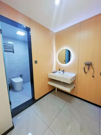 Pudding Yanxuan Hotel (Xi'an Fengqiyuan Subway Station) Отели рядом с достопримечательностью «Qingliangshan Forest Park»