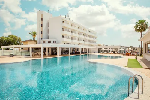 Piere Anne Beach Hotel