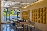 Shuizeyuan Lakeview·Yunqi Lakeside Bai Nationality Aesthetic View B&B