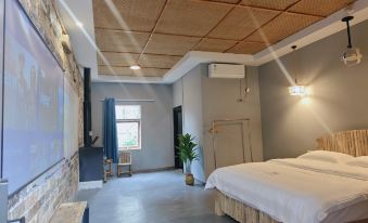 Xianning Starry Rain Bamboo Yard B&B