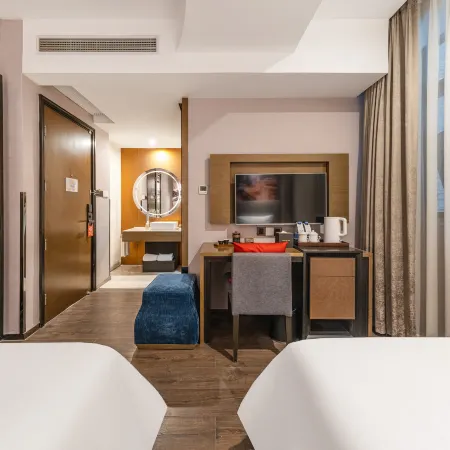 Aqua Suhe NO.1 Hotel(Shanghai Jingan) Отели рядом с достопримечательностью «Железнодорожный вокзал Шанхая»