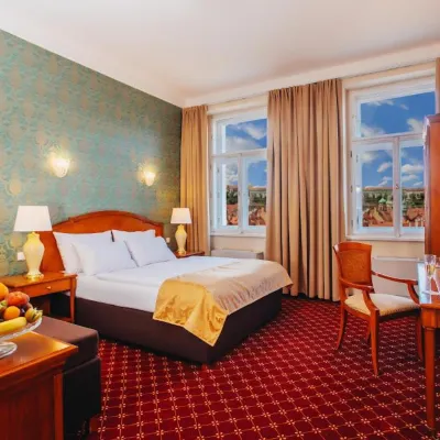 Hotel St George - Czech Leading Hotels Отели рядом с достопримечательностью «Ботанические сады»