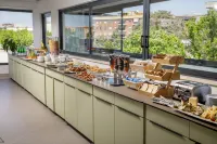 Simon Hotel Aprilia - petit déjeuner