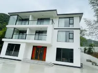 Chun'an Qiandao Lake Yunguang Jianpan Homestay Hotels in Qiandao Lake High Speed Railway Station / Dongbei