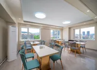 Homeinn Ease Hotel (Yantai Binhai Square Wanda) - جاكوزي