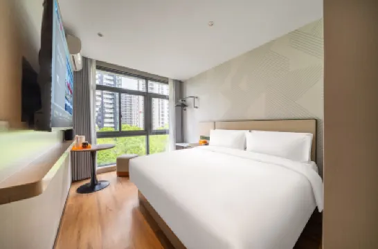 Baiman Hotel (Qibao Ancient Town Branch, Shanghai Hongqiao International Airport) โรงแรมในเซี่ยงไฮ้