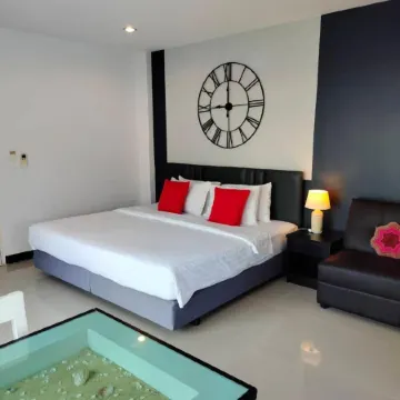 May House Karon Beach