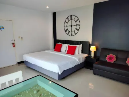 May House Karon Beach