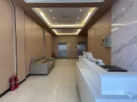 Siji Yun Hotel (Zhoukou Wuyi Square)