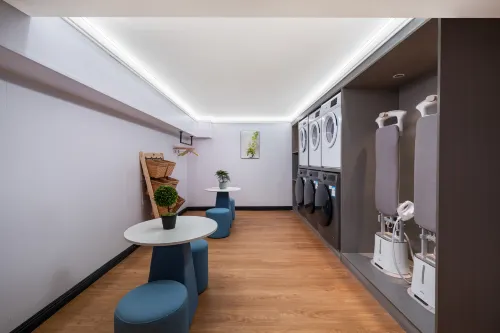 Yaduo Boya Hotel (Hengdian World Studios Ming and Qing Palace Gardens) Общественные зоны Photos