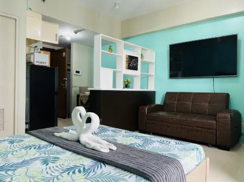 Studio Unit in One Palm Tree Villas across NAIA Terminal 3