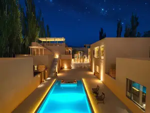 Poman Shazhou Yinshe Homestay