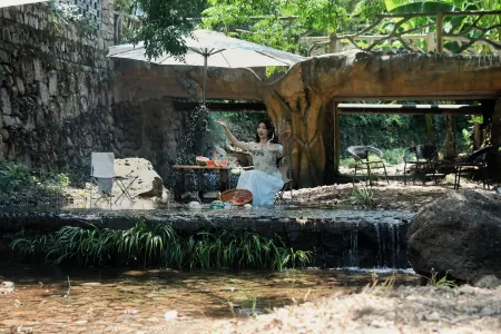 Yuhua Shansu New Chinese Garden Holiday Meishu Отели рядом со станцией Anji Railway Station