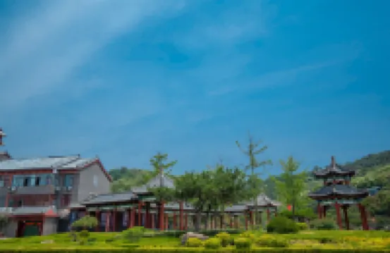 Yishui Yiju Tea Secret Hotel (Xiangming Shanju Branch)