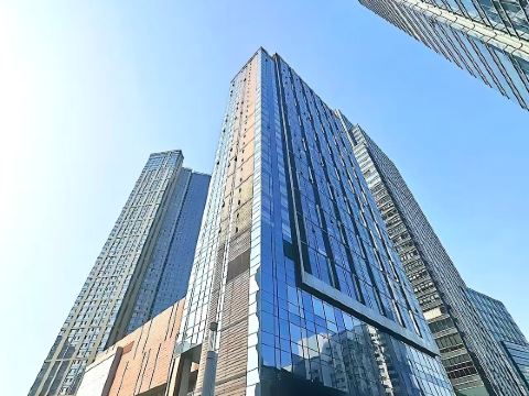 Lv Feng Hotel (Qingdao Wusi Square The Mixc)