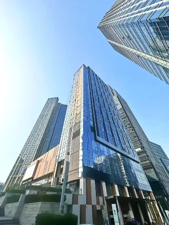 Lv Feng Hotel (Qingdao Wusi Square The Mixc)