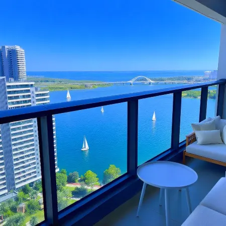 SKY Jumbo Seaview Homestay (Beihai Yintan Tourism Resort)