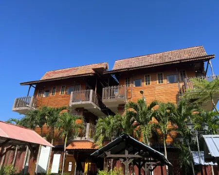 Kampong Pinang Sebatang Beach Resort Hotels in Masjid Tanah