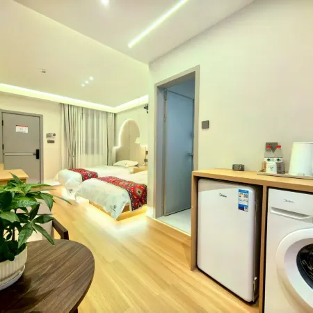 Xiaomanju Homestay