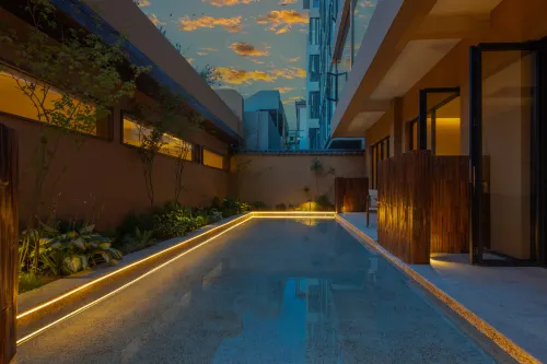 山眷雲·日照金山·田也咖啡·雪山全幅畫景飯店 休閒娛樂 Photos