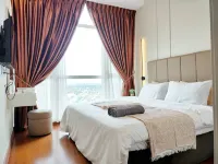 Paragon Residences by YJ Hotels in Danga Bay