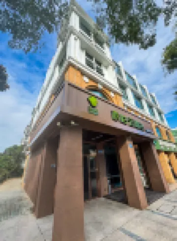 Shell Hotel (Yangzhou Slender West Lake Scenic Area) Hotels in Yangzhou