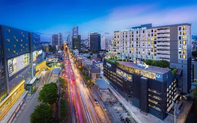 Quarter 拉普羅飯店 - UHG Abstracts Phahonyothin Park附近的飯店