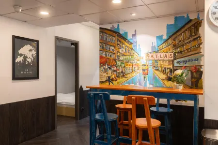 Atlas Hostel & Backpackers