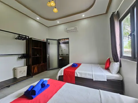 Fla Village Отели рядом с достопримечательностью «Chinh Toa Dalat»