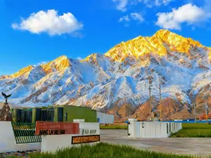 Floral Hotel·JiangLai·MeiShu（Tashkurgan County Pamir Tourist Area Store）