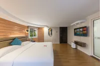 Gulangyu Island WHITE Juyi Holiday Villa (Riguangyan Branch)