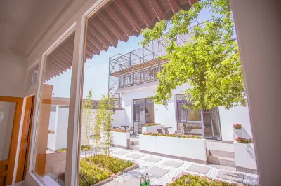 Beijing Great Wall Shiguang Homestay (Badaling Great Wall Safari Park) Hotels near Badaling Great Wall Railway Station