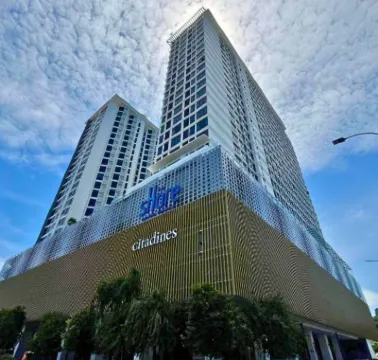 GrandVue Suites at The Shore Kota Kinabalu Hotels near Handicraft Market