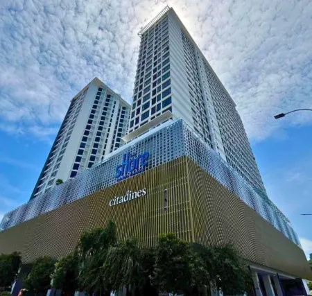 GrandVue Suites at The Shore Kota Kinabalu Отели в г. Остров Гайя