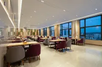 Lavande Hotel (Fangchenggang Dongxing Port Store) Hotels in Dongxing