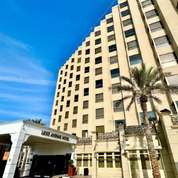 Luxe Avenue Hotel