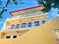 Basic Room in Lipa City Near SM and THE OUTLETS Hotels in Lipa